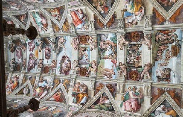Did Michelangelo Paint The Sistine Chapel Alone?
