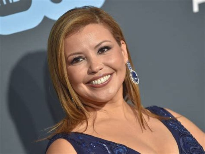 Does Justina Machado Speak Spanish?