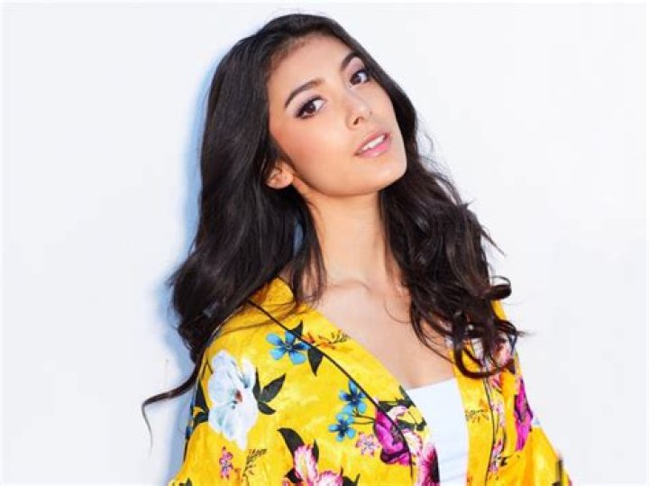 Giselle Torres Marks Transition into Adulthood with New Song “18” (Listen) – Celeb Secrets