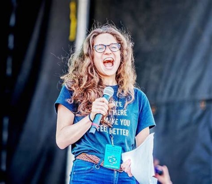 Hire Wendy Zuckerman to Speak at Events