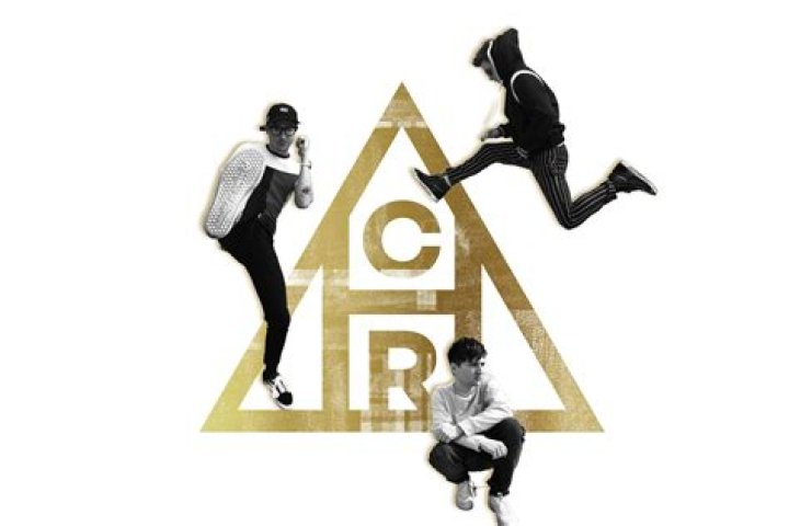 Hot Chelle Rae Signs With ICM Partners