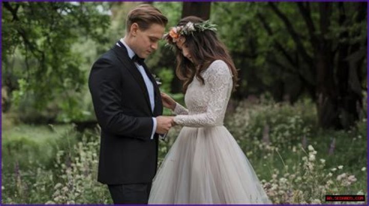 Is Alex Lagina Married to Wife? His Net Worth and Death.