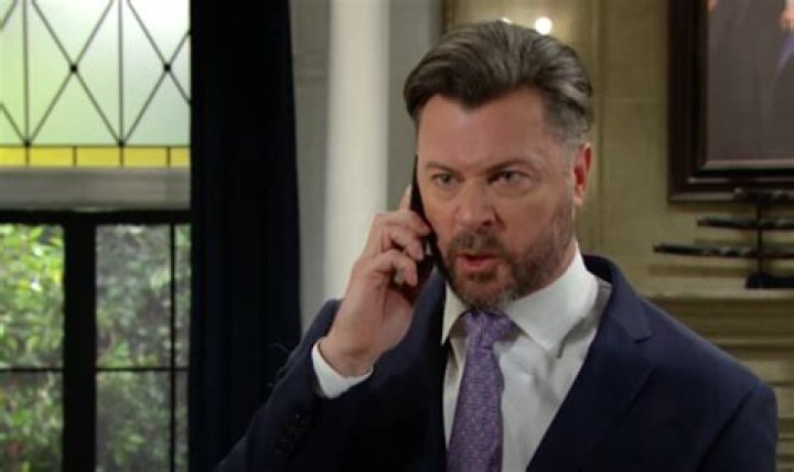 Stefan Goes Above EJ’s Head To Paulina To Get Gabi Released – Fuels The Fire In Mayor/DA Feud