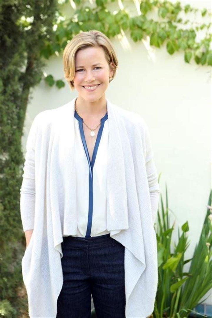 VALERIE DILLMAN – Celeb Secrets